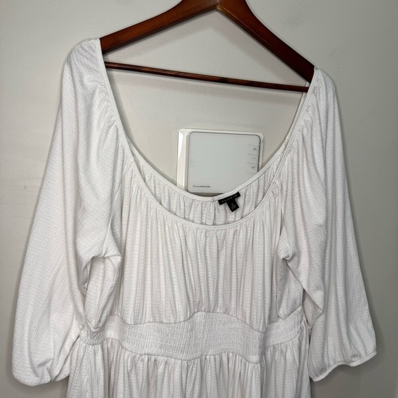 Torrid Textured Jersey White Smocked Waist Top Size 3x Neutral Minimalist - Picture 12 of 16